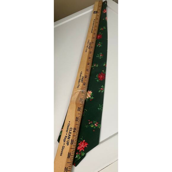 Tango by Max Raab Christmas Tie Green Poinsettia Holly Print Made in USA Cotton - Picture 4 of 5